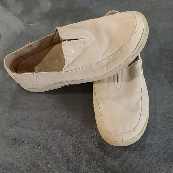 olukai mens loafers